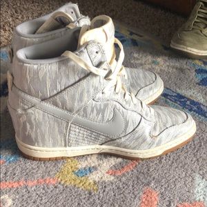 Nike Sky Hi Dunks